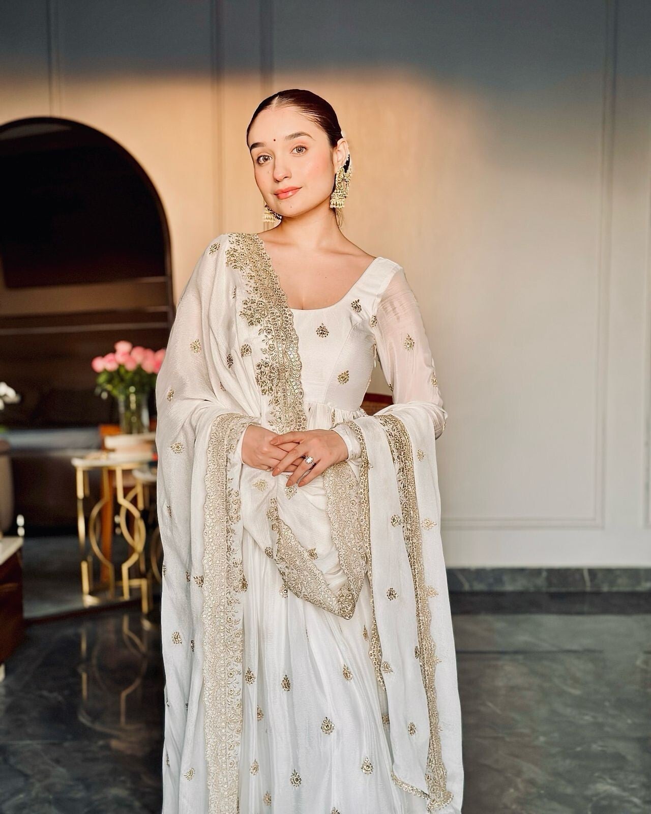 White Gown, White Anarkali, Anarkali Suit, Red Anarkali Gown Set, Chinon Silk Dupatta Dress, Bollywood Style Wedding Gown, Indian Wedding Gown Set, Pakistani Eid Outfit for Women, Embroidered Gown with Pants, Ready to Wear Ethnic Dress, Anarkali Gown with Sequence Work, 3 Piece Wedding Dress Set, Heavy Micro Cotton Inner Gown, Scoop Neck Anarkali Suit, Stylish Party Wear Gown Set, Traditional Indian Outfit for Women, Festive Wear Ethnic Gown, Full Stitched Gown Set,