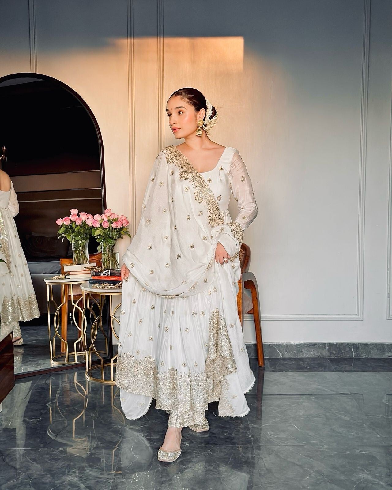 White Gown, White Anarkali, Anarkali Suit, Red Anarkali Gown Set, Chinon Silk Dupatta Dress, Bollywood Style Wedding Gown, Indian Wedding Gown Set, Pakistani Eid Outfit for Women, Embroidered Gown with Pants, Ready to Wear Ethnic Dress, Anarkali Gown with Sequence Work, 3 Piece Wedding Dress Set, Heavy Micro Cotton Inner Gown, Scoop Neck Anarkali Suit, Stylish Party Wear Gown Set, Traditional Indian Outfit for Women, Festive Wear Ethnic Gown, Full Stitched Gown Set,