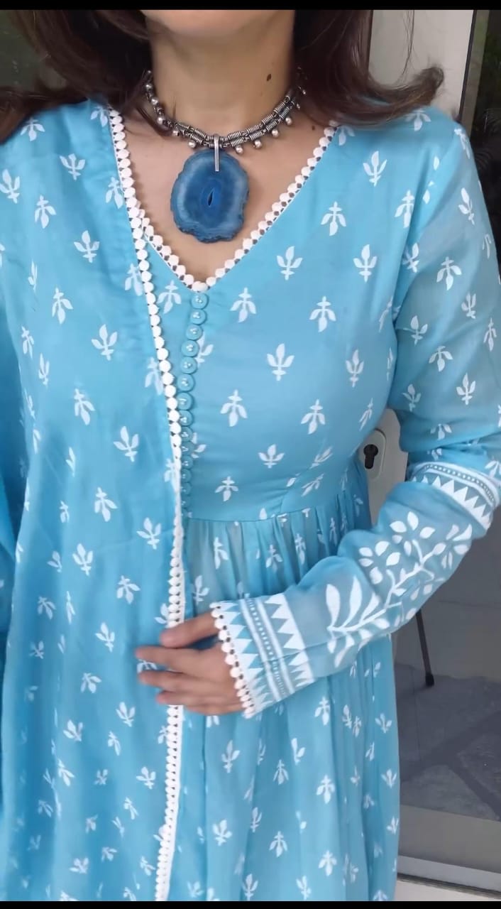 floral print kurti set,cotton kurti with pant,malmal dupatta set,festive kurti for women,printed cotton kurta,soft cotton kurti set,kurti pant dupatta combo,summer wear kurti,floral kurta with dupatta,lightweight festive suit,three piece cotton suit,set for festive gathering,cotton suit for girls,trendy ethnic kurti,flower printed kurta,women's ethnic outfit,ready to wear kurta set,cotton malmal dupatta set,casual festive kurti,cotton kurti online india,elegant ethnic wear,kurti with printed dupatta,straigh