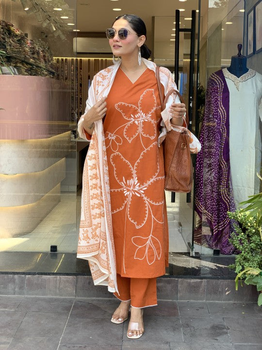 Traditional Design Long Kurti Pant with Dupatta