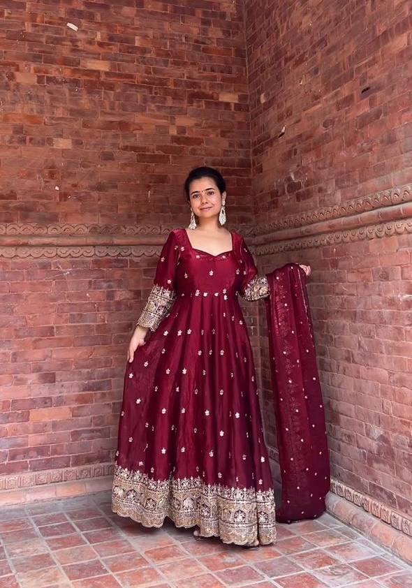 Designer long Length Red Anarkali Gown Set
