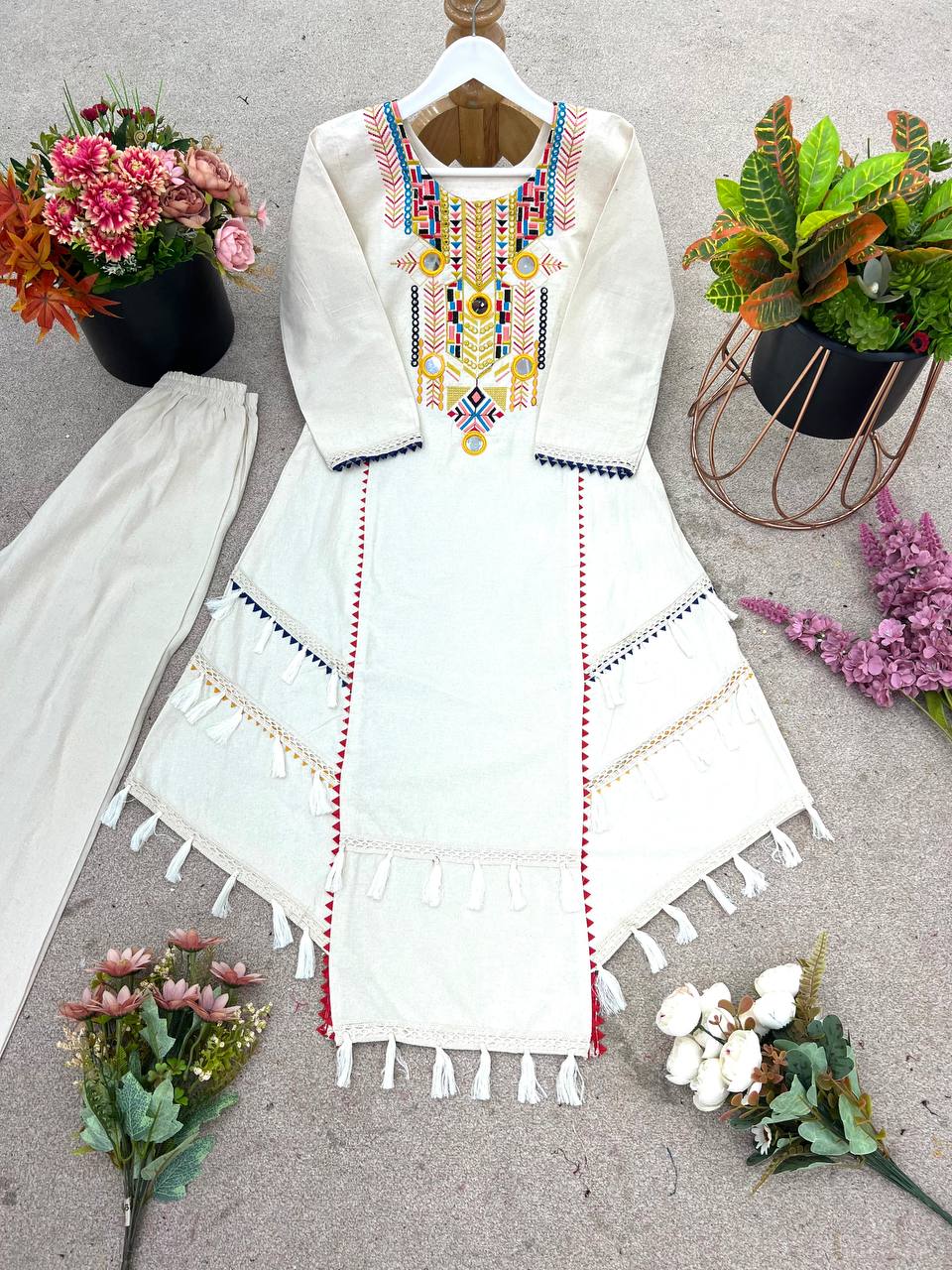 stylish co-ord set
trendy coord set
two piece outfit
party wear co-ord set
casual co-ord dress
coord set for girls
matching set outfit
western co-ord set
co-ord dress for women
cotton co-ord set
crop top co-ord set
fashionable co-ord outfit
women's coord suit