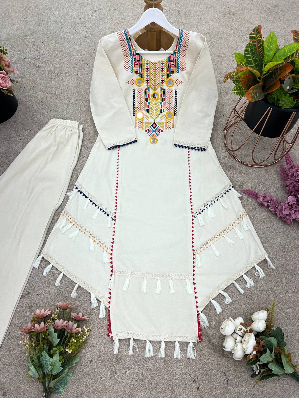 stylish co-ord set
trendy coord set
two piece outfit
party wear co-ord set
casual co-ord dress
coord set for girls
matching set outfit
western co-ord set
co-ord dress for women
cotton co-ord set
crop top co-ord set
fashionable co-ord outfit
women's coord suit