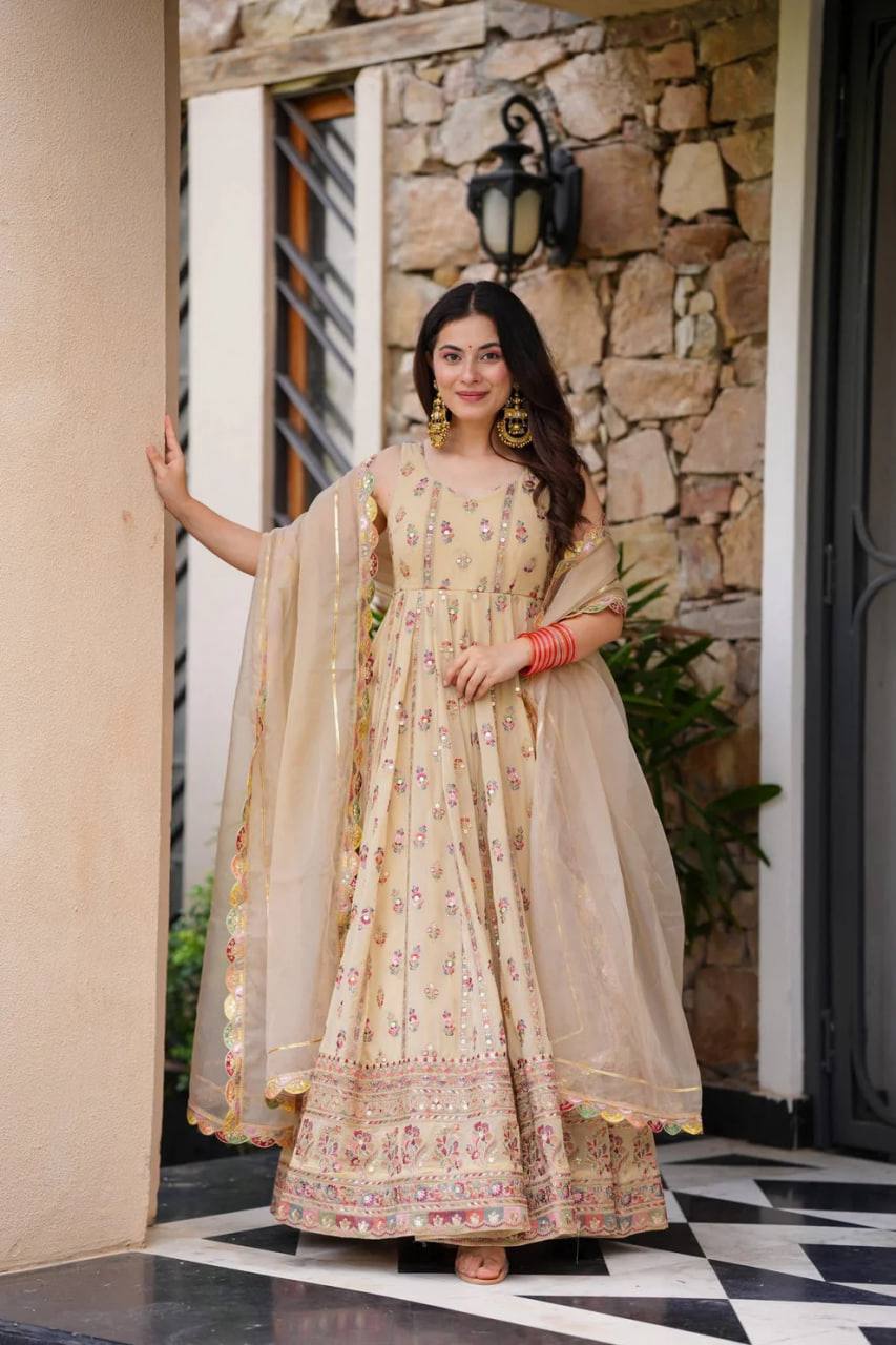 Premum Georgette Long Anarkali Suit