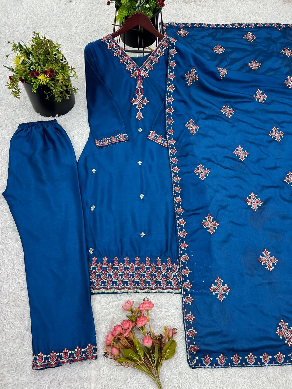 Latest Salwar Kameez Collection – NarifashionIndia