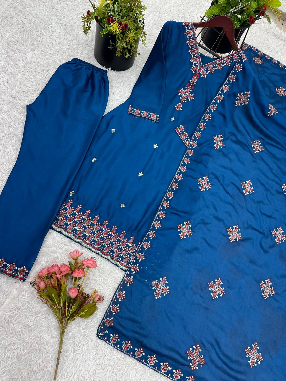 Latest Salwar Kameez Collection – NarifashionIndia
