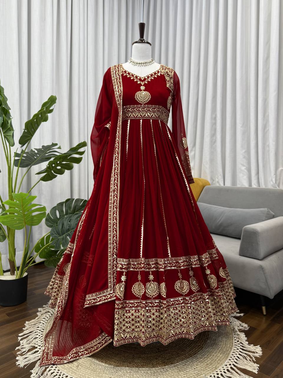 Latest designer Anarkali kurta for weddings