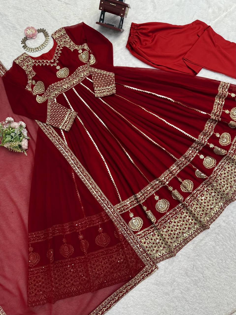 Latest designer Anarkali kurta for weddings