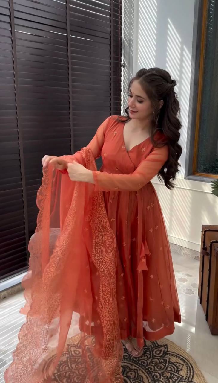 Heavy Work Festive Anarkai Suit Gown