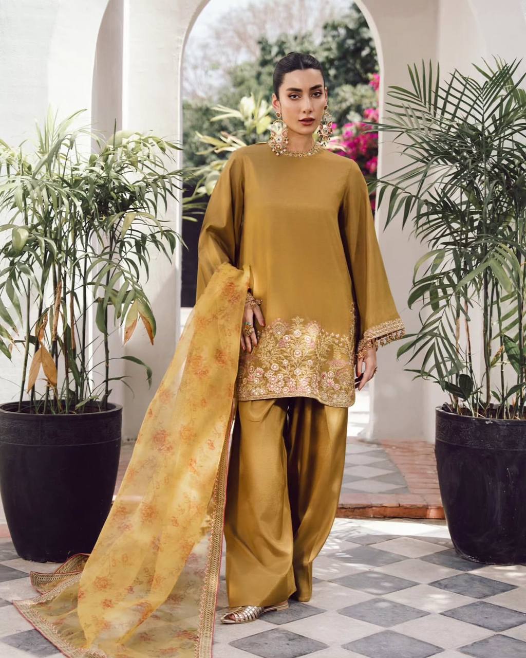 French Crepe Suit Set, Farshi Pant Dress for Women, Embroidery Sequence Suit, Moti Work Kurti Set, Heavy Lace Work Outfit, Designer Indian Suit 2025, Tissue Silk Dupatta Suit, Readymade Ethnic Set, Party Wear for Women, Traditional Wear Dress, Stylish Farshi Kurti Set, Fully Stitched Indian Suit, Fancy Silk Suit Design, Elegant Printed Dupatta Dress, Festive Ethnic Wear for Women