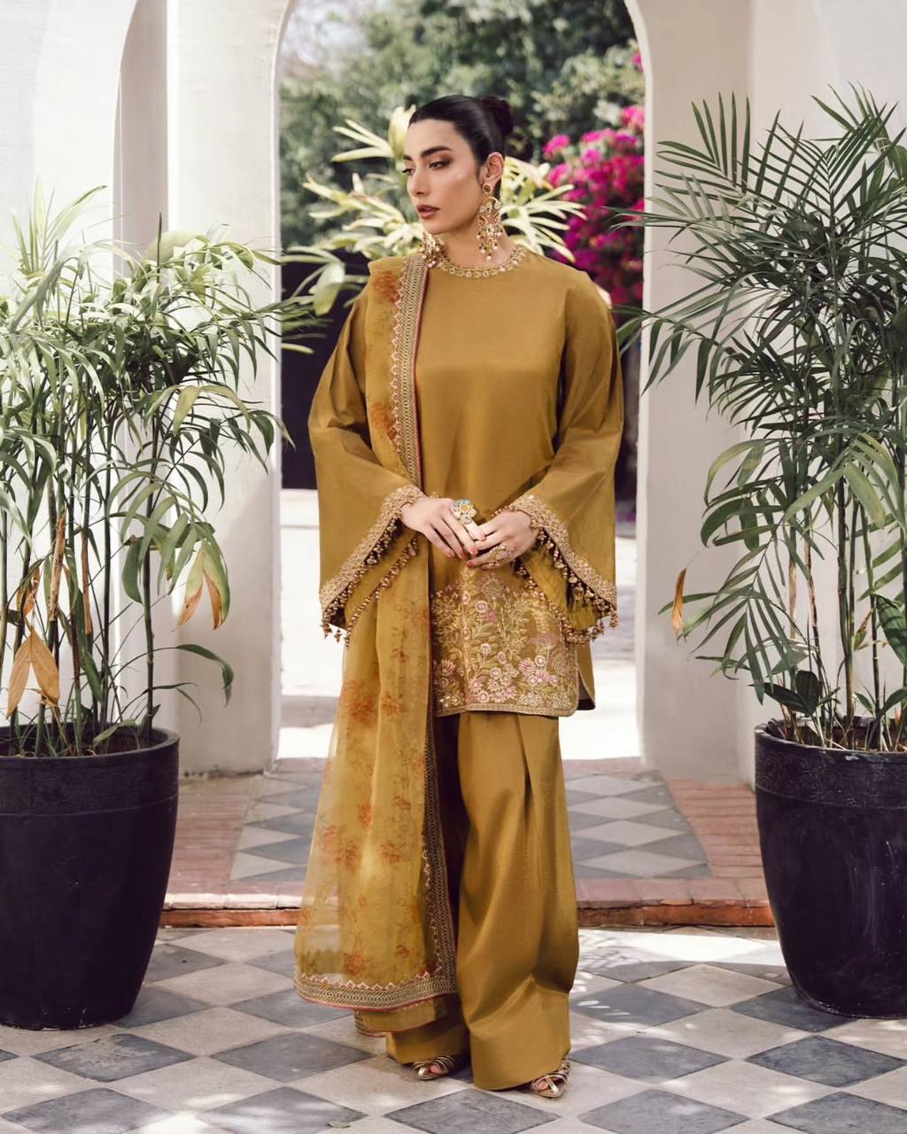 French Crepe Suit Set, Farshi Pant Dress for Women, Embroidery Sequence Suit, Moti Work Kurti Set, Heavy Lace Work Outfit, Designer Indian Suit 2025, Tissue Silk Dupatta Suit, Readymade Ethnic Set, Party Wear for Women, Traditional Wear Dress, Stylish Farshi Kurti Set, Fully Stitched Indian Suit, Fancy Silk Suit Design, Elegant Printed Dupatta Dress, Festive Ethnic Wear for Women