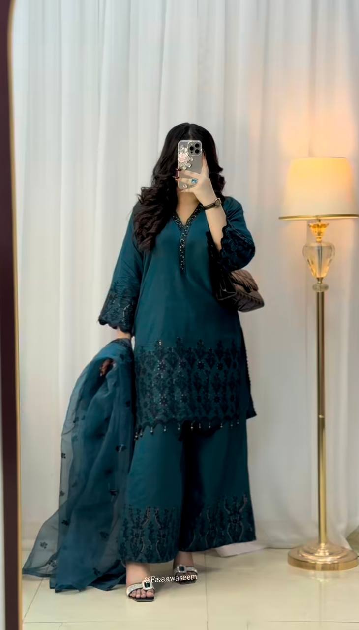 Long Ethnic Green straight Kurti Set