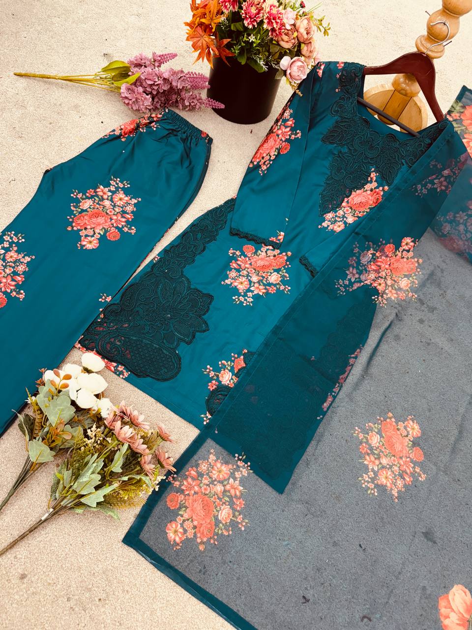Natural Crepe Suit Set, Digital Print Suit for Women, Embroidered Crepe Dress, Designer Kurti Set, Elegant Ethnic Wear, Full Sleeve Suit Design, Festive Wear for Ladies, Printed Suit Set 2025, Readymade Kurti Bottom Dupatta, Comfortable Party Wear, Stylish Indian Outfit, Daily Wear Ethnic Set, Lightweight Printed Suit, Crepe Fabric Suit Design, Latest Women's Ethnic Wear,