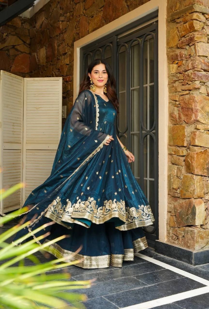 Heavy Crunchy Silk Suit, Embroidery Sequence Dress, Full Flair Suit Set, Designer Party Wear Suit, Indian Ethnic Wear for Women, Wedding Guest Outfit, Readymade Suit for Women, Elegant Kurti Set, Bridal Wear Inspired Suit, Premium Silk Dress for Women, Fancy Embroidered Dress, Full Sleeve Ethnic Set, Traditional Indian Outfit, Heavy Work Suit Set, Stylish Festive Wear for Women,