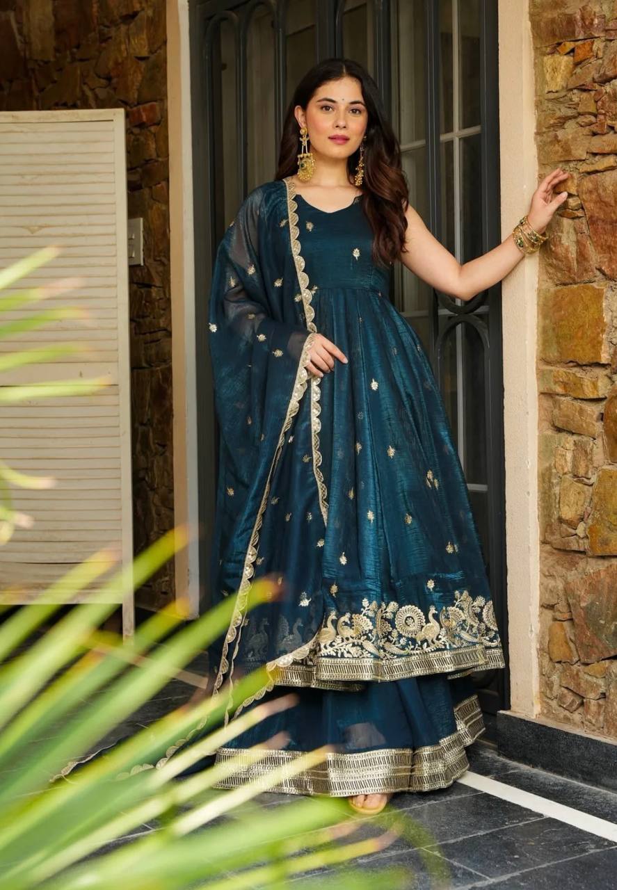 Heavy Crunchy Silk Suit, Embroidery Sequence Dress, Full Flair Suit Set, Designer Party Wear Suit, Indian Ethnic Wear for Women, Wedding Guest Outfit, Readymade Suit for Women, Elegant Kurti Set, Bridal Wear Inspired Suit, Premium Silk Dress for Women, Fancy Embroidered Dress, Full Sleeve Ethnic Set, Traditional Indian Outfit, Heavy Work Suit Set, Stylish Festive Wear for Women,