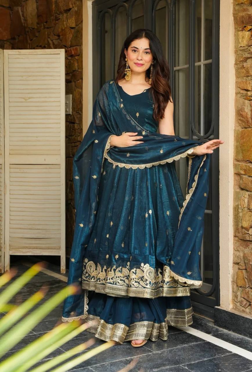 Heavy Crunchy Silk Suit, Embroidery Sequence Dress, Full Flair Suit Set, Designer Party Wear Suit, Indian Ethnic Wear for Women, Wedding Guest Outfit, Readymade Suit for Women, Elegant Kurti Set, Bridal Wear Inspired Suit, Premium Silk Dress for Women, Fancy Embroidered Dress, Full Sleeve Ethnic Set, Traditional Indian Outfit, Heavy Work Suit Set, Stylish Festive Wear for Women,