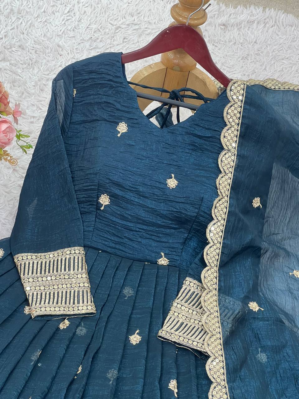 Heavy Crunchy Silk Suit, Embroidery Sequence Dress, Full Flair Suit Set, Designer Party Wear Suit, Indian Ethnic Wear for Women, Wedding Guest Outfit, Readymade Suit for Women, Elegant Kurti Set, Bridal Wear Inspired Suit, Premium Silk Dress for Women, Fancy Embroidered Dress, Full Sleeve Ethnic Set, Traditional Indian Outfit, Heavy Work Suit Set, Stylish Festive Wear for Women,