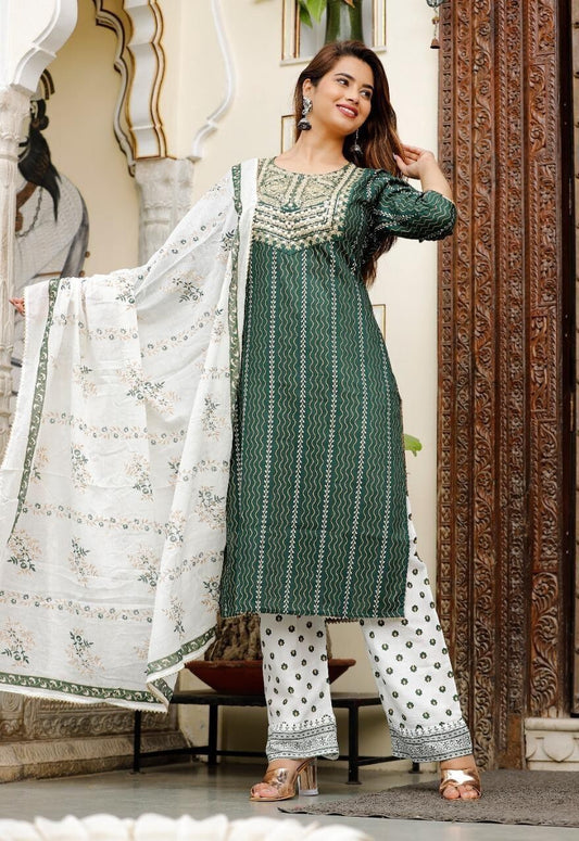 green salwar kameez,green cotton kurti set,pakistani style suit,handmade salwar suit,embroidered green kurta,green ethnic wear,traditional salwar kameez,women’s green kurti set,green kurti with dupatta,green pakistani outfit,cotton salwar kameez set,green wedding outfit,handcrafted ethnic suit,three piece green suit,green party wear dress,green suit for women,indian pakistani style kurti,green scoop neck kurti,printed green kurti set,green festival outfit,soft cotton salwar suit,green kurti pant dupatta,gre