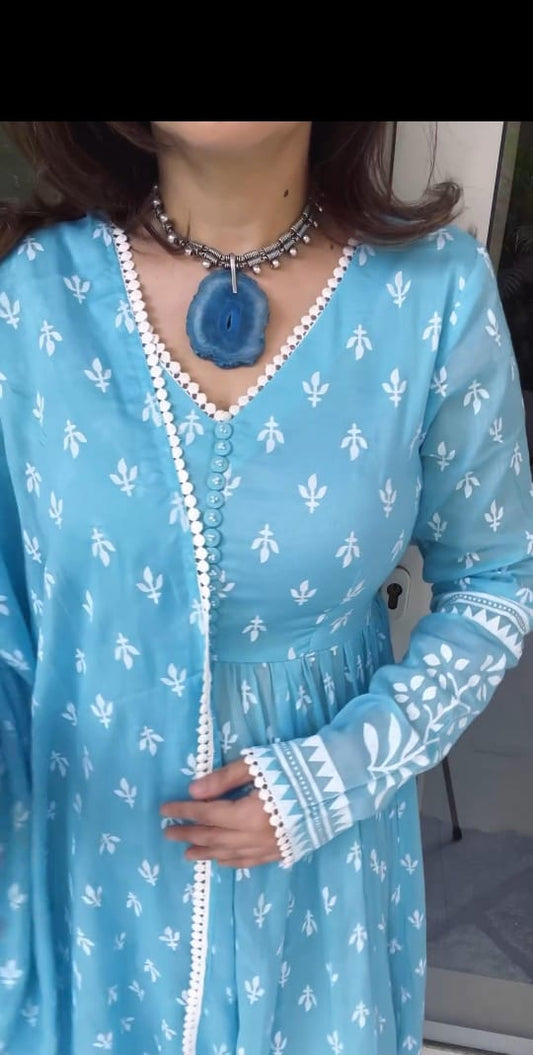 floral print kurti set,cotton kurti with pant,malmal dupatta set,festive kurti for women,printed cotton kurta,soft cotton kurti set,kurti pant dupatta combo,summer wear kurti,floral kurta with dupatta,lightweight festive suit,three piece cotton suit,set for festive gathering,cotton suit for girls,trendy ethnic kurti,flower printed kurta,women's ethnic outfit,ready to wear kurta set,cotton malmal dupatta set,casual festive kurti,cotton kurti online india,elegant ethnic wear,kurti with printed dupatta,straigh