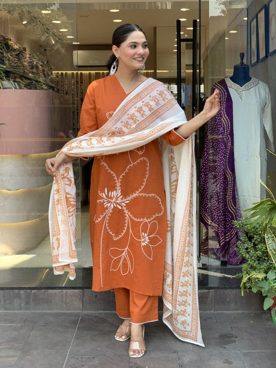 Traditional Design Long Kurti Pant with Dupatta