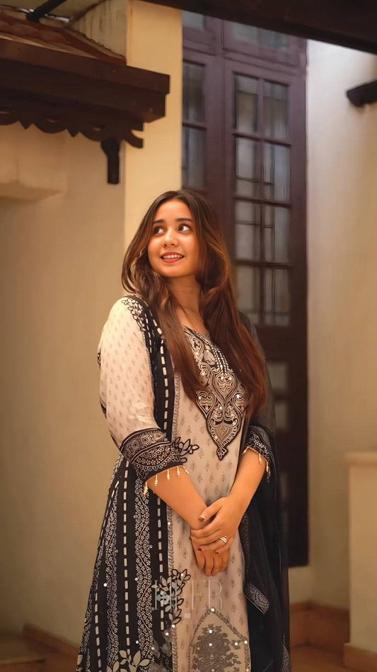 Salwar Kameez Online Shopping, Designer Salwar Suits, Ethnic Salwar Kameez, Party Wear Salwar Kameez, Wedding Salwar Suits, Cotton Salwar Kameez, Georgette Salwar Suits, Anarkali Salwar Kameez, Punjabi Salwar Kameez, Casual Salwar Suits, Festive Wear Salwar Kameez, Embroidered Salwar Kameez, Printed Salwar Suits, Salwar Kameez for Women, Latest Salwar Suit Designs,