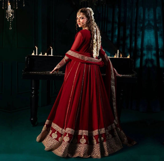 Latest designer Anarkali kurta for weddings
