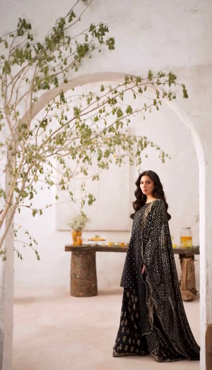 Faux Georgette Sharara Set, Embroidered Sharara Plazzo, Heavy Sequence Work Dress, Party Wear Suit for Women, Ready to Wear Ethnic Set, Georgette Dupatta with Lace, Designer Indian Outfit 2025, Full Sleeve Kurti Set, Fancy Sharara Dress for Wedding, Traditional Sharara Set, Flared Plazzo Suit, Micro Cotton Inner Suit, Elegant Festive Wear, Heavy Embroidery Ethnic Set, Readymade Suit for Women