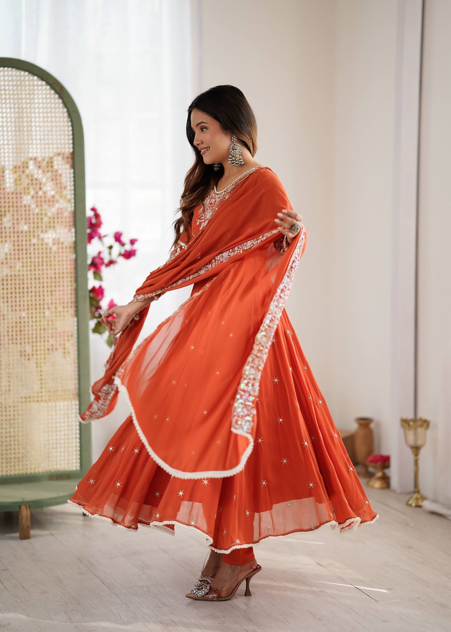 Designer Anarkali picture for wedding wear