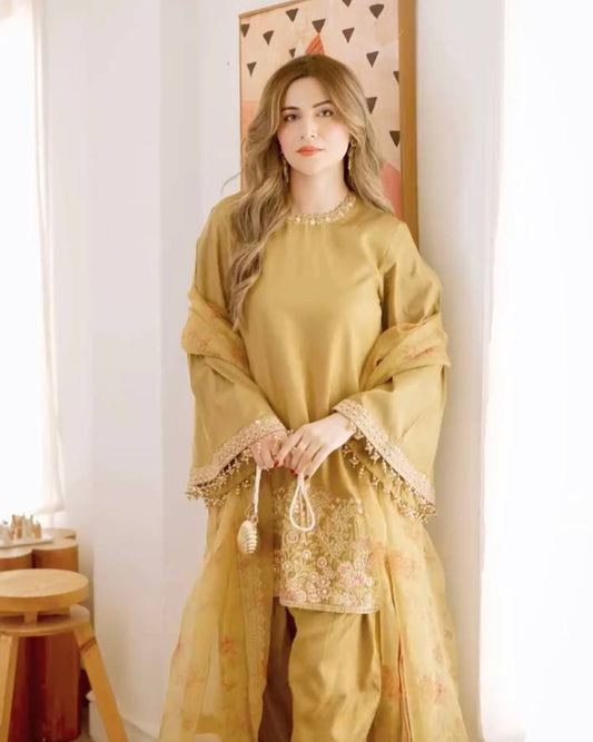 French Crepe Suit Set, Farshi Pant Dress for Women, Embroidery Sequence Suit, Moti Work Kurti Set, Heavy Lace Work Outfit, Designer Indian Suit 2025, Tissue Silk Dupatta Suit, Readymade Ethnic Set, Party Wear for Women, Traditional Wear Dress, Stylish Farshi Kurti Set, Fully Stitched Indian Suit, Fancy Silk Suit Design, Elegant Printed Dupatta Dress, Festive Ethnic Wear for Women