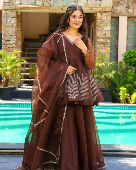 Georgette Suit Set, Heavy Georgette Dress, Party Wear Suit, Ethnic Wear for Women, Stylish Kurti Set, Georgette Top Bottom Dupatta, Lace Work Suit, Designer Indian Dress, Women's Festive Wear, Wedding Guest Outfit, Full Sleeve Kurti Set, Heavy Micro Cotton Inner, Indian Traditional Wear, Latest Suit Design 2025, Readymade Suit for Women,
